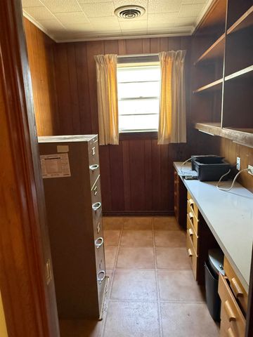 269 Saint Ann St, Raceland, LA 70394