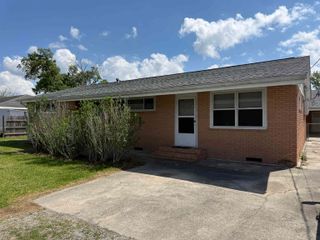 269 Saint Ann St, Raceland, LA 70394