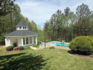5 Ives Lake Road, Signal Mountain, TN 37377