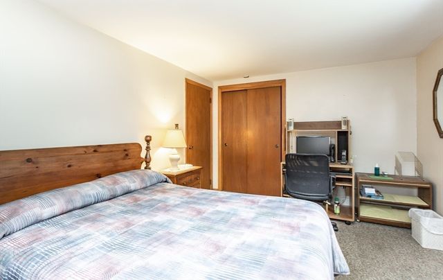 244 Connecticut Ave, Somerset, MA 02726
