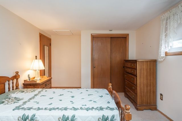 244 Connecticut Ave, Somerset, MA 02726