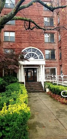 2140 Knapp Street 4C, Brooklyn, NY 11229