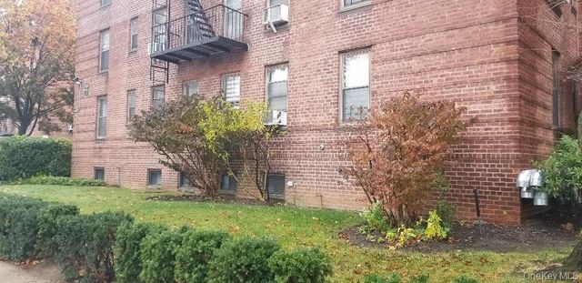 2140 Knapp Street 4C, Brooklyn, NY 11229