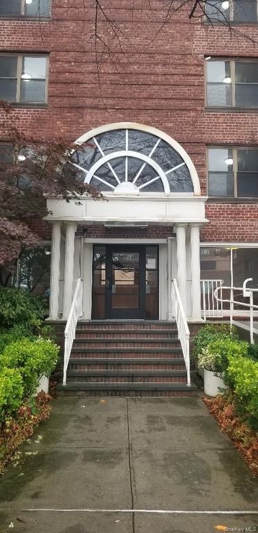 2140 Knapp Street 4C, Brooklyn, NY 11229