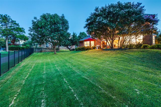 2808 Roundrock, Mckinney, TX 75072