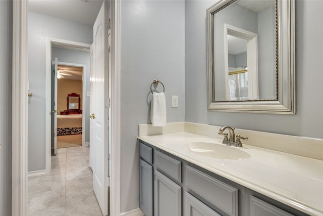 2808 Roundrock, Mckinney, TX 75072