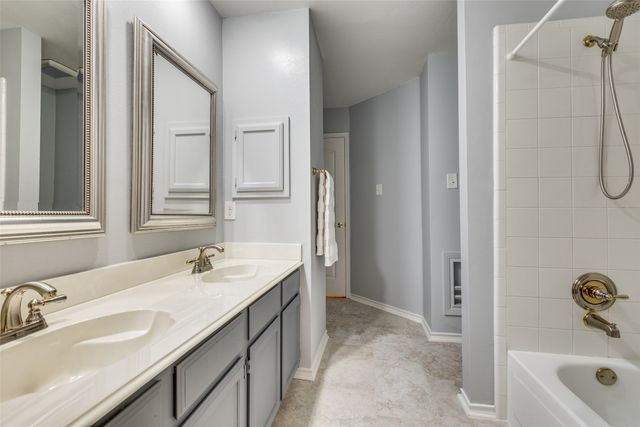 2808 Roundrock, Mckinney, TX 75072