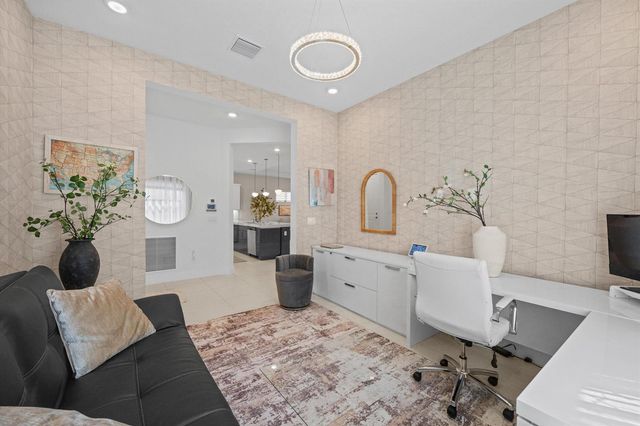 5432 Saint Armands Way, Westlake, FL 33470