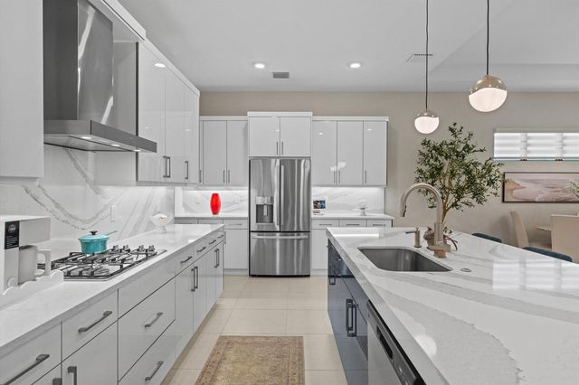 5432 Saint Armands Way, Westlake, FL 33470