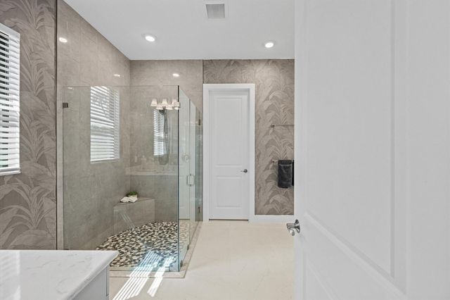 5432 Saint Armands Way, Westlake, FL 33470