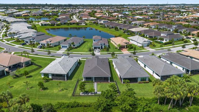 5432 Saint Armands Way, Westlake, FL 33470