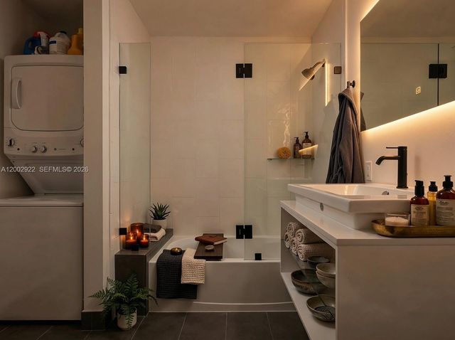 8101 Biscayne Blvd R-306, Miami, FL 33138