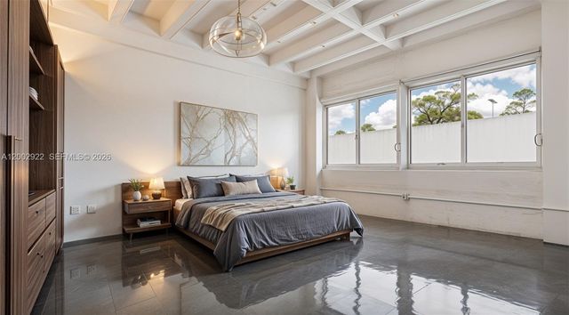 8101 Biscayne Blvd R-306, Miami, FL 33138