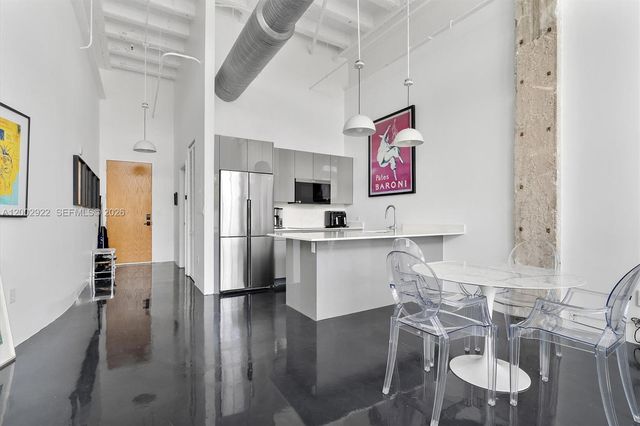 8101 Biscayne Blvd R-306, Miami, FL 33138