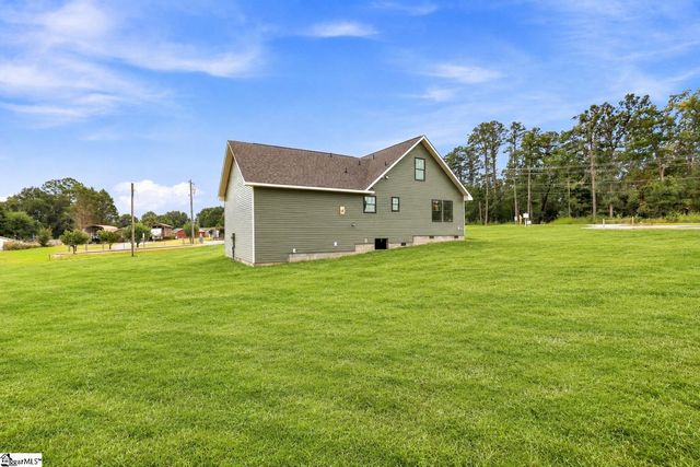 101 Jenkins Street, Westminster, SC 29693