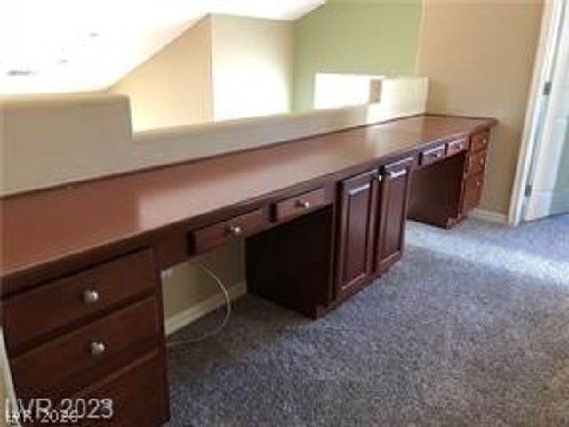 894 Roseberry Drive, Las Vegas, NV 89138