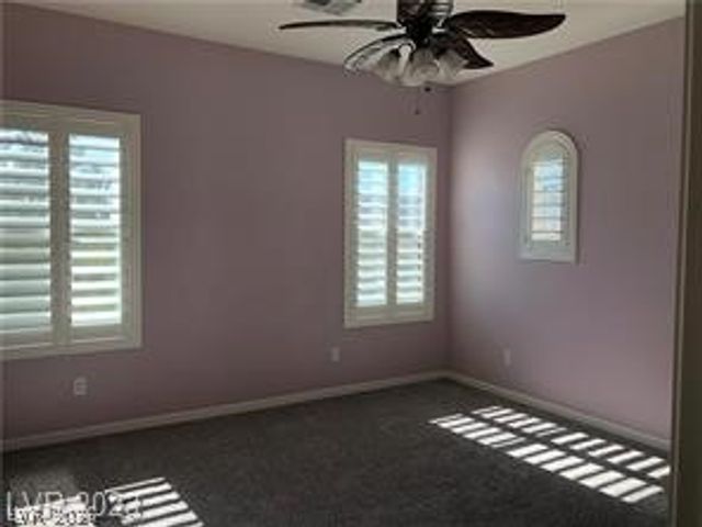 894 Roseberry Drive, Las Vegas, NV 89138