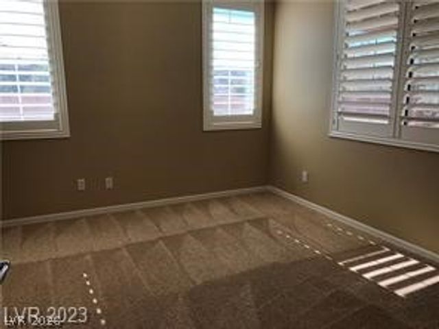 894 Roseberry Drive, Las Vegas, NV 89138