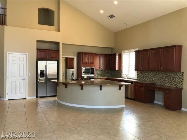 894 Roseberry Drive, Las Vegas, NV 89138