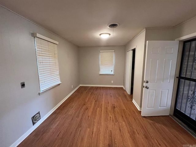 617 N Cedar St Street, North Little Rock, AR 72114