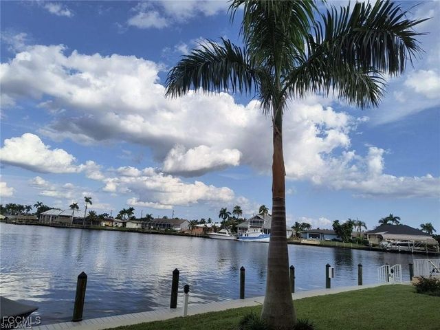 408 Tudor DR 1A, Cape Coral, FL 33904