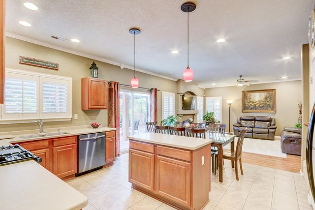2608 Corte Castellon SE, Rio Rancho, NM 87124