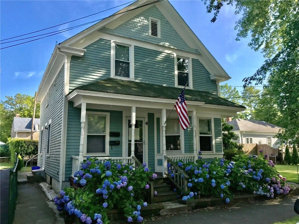 4 Bayview Avenue 2, Bristol, RI 02809