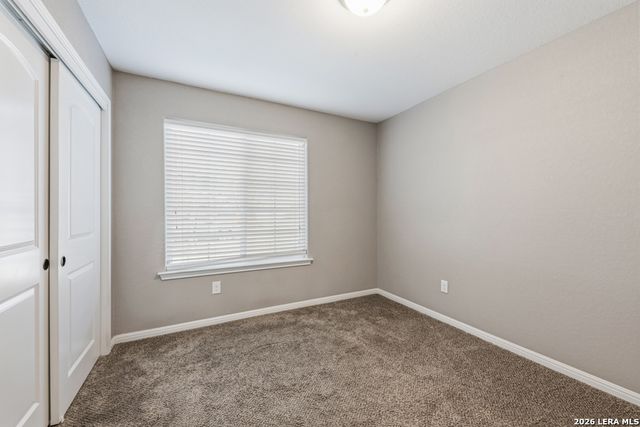 135 Lost Maples, Marion, TX 78124