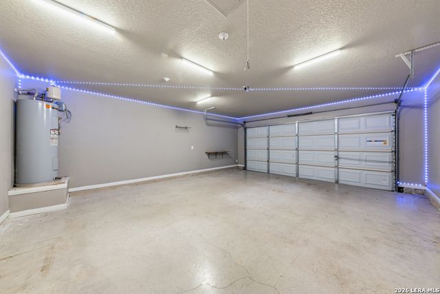 135 Lost Maples, Marion, TX 78124