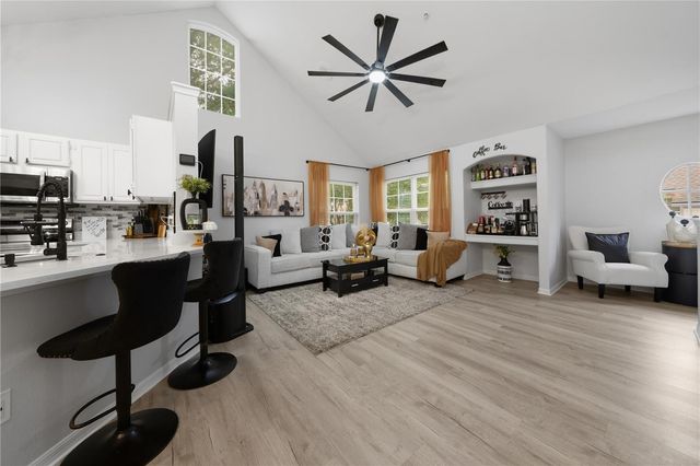 3432 WESTCHESTER SQUARE BOULEVARD 203, Orlando, FL 32835