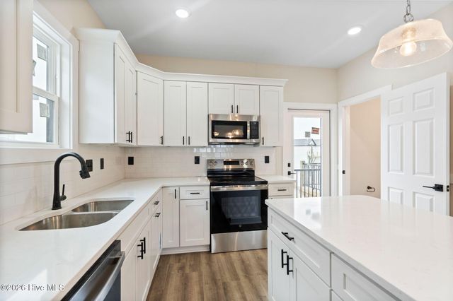 207 Shell Road 3a, Holly Ridge, NC 28445