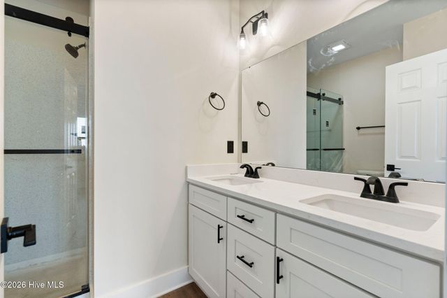 207 Shell Road 3a, Holly Ridge, NC 28445