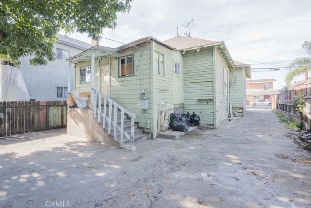 2126 Daly, Los Angeles, CA 90031