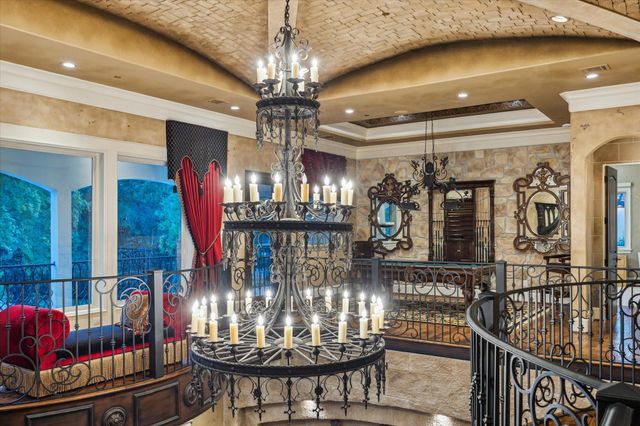 11095 Memorial Drive, Houston, TX 77024