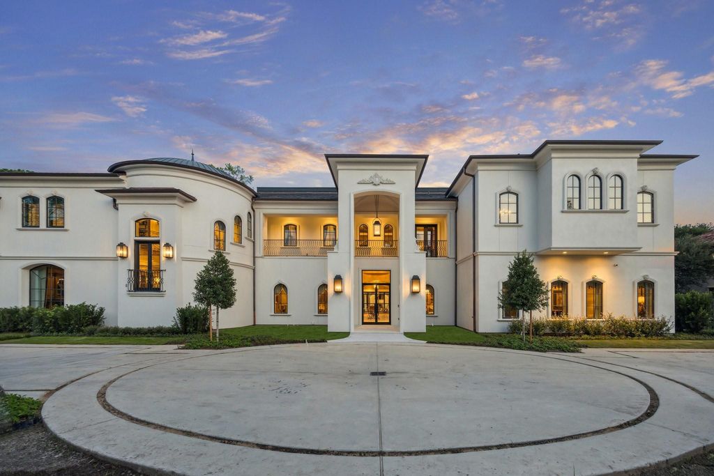 11095 Memorial Drive, Houston, TX 77024