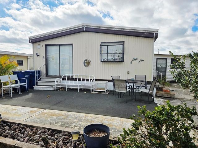 5316 53RD AVE E E2, Bradenton, FL 34203