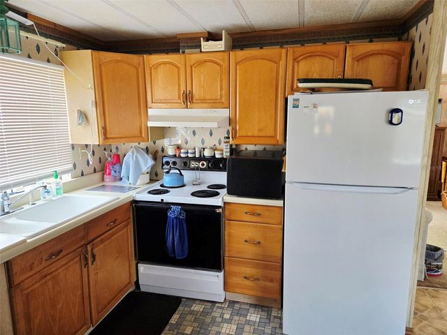 5316 53RD AVE E E2, Bradenton, FL 34203