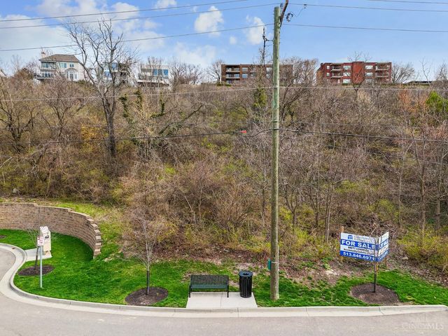 3096 Walworth Avenue, Cincinnati, OH 45226
