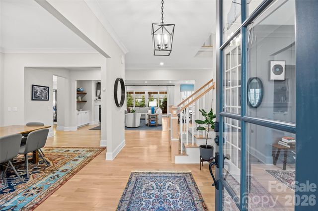 222 Anthony Circle, Charlotte, NC 28211