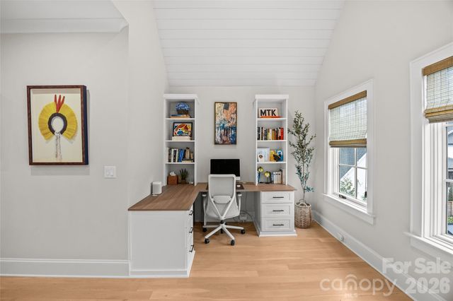 222 Anthony Circle, Charlotte, NC 28211