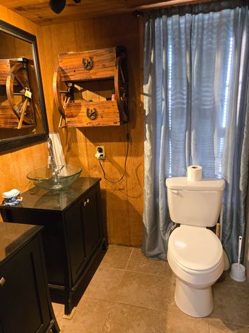 4190 COUNTY HOME RD, Savannah, TN 38372