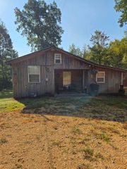 4190 COUNTY HOME RD, Savannah, TN 38372