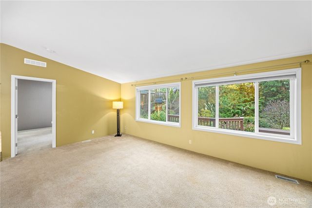 920 E Mason Lake Drive E, Grapeview, WA 98546