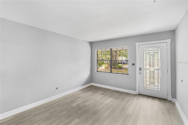 6013 N OTIS AVENUE, Tampa, FL 33604