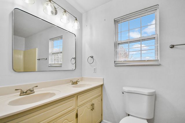 3456 Kingfisher Drive, Clarksville, TN 37042