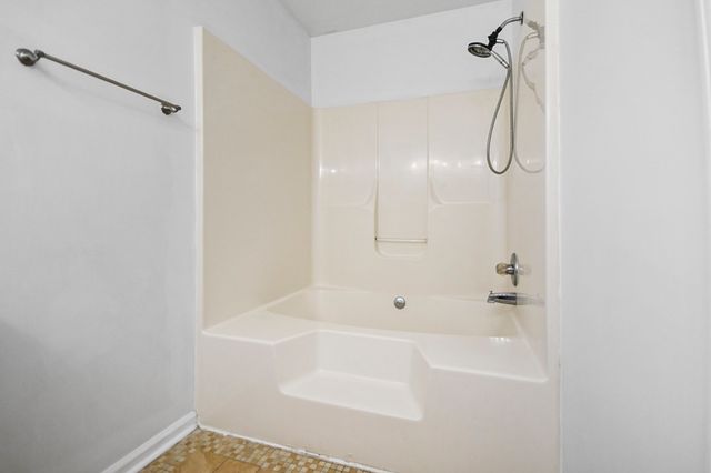 3456 Kingfisher Drive, Clarksville, TN 37042