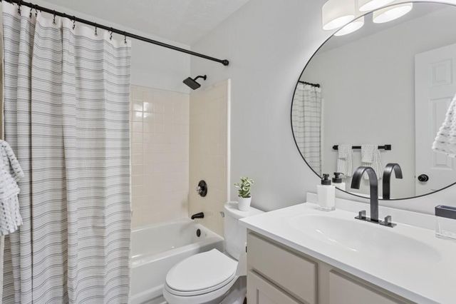 476 Teal Court, Roswell, GA 30076