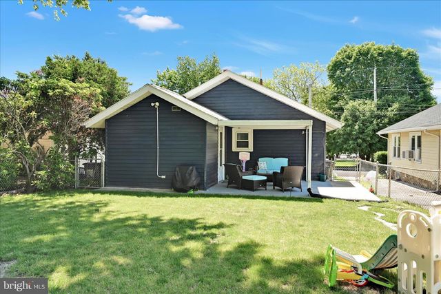 705 CHARLES ST, Coatesville, PA 19320