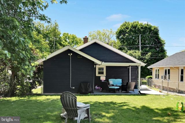 705 CHARLES ST, Coatesville, PA 19320