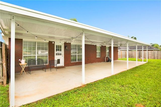 10729 Southern Oaks Court, Grand Bay, AL 36541